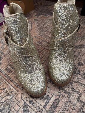 Very G Gold Glitter Buckle Ankle Booties